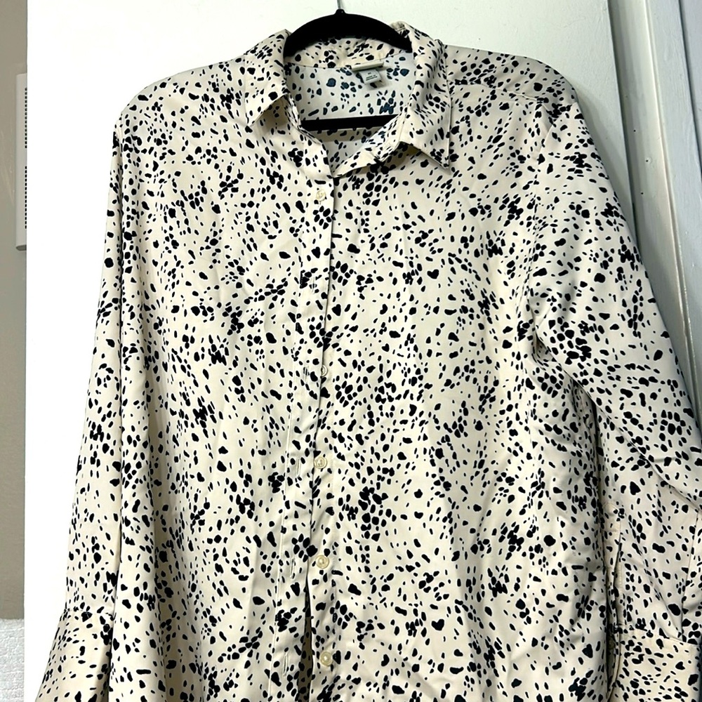 Long sleeve button up blouse
